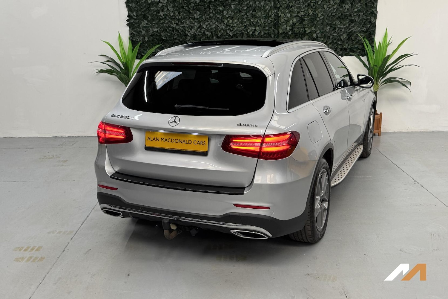 Used Mercedes-Benz GLC 2016 for sale - 77977380: Photo 39