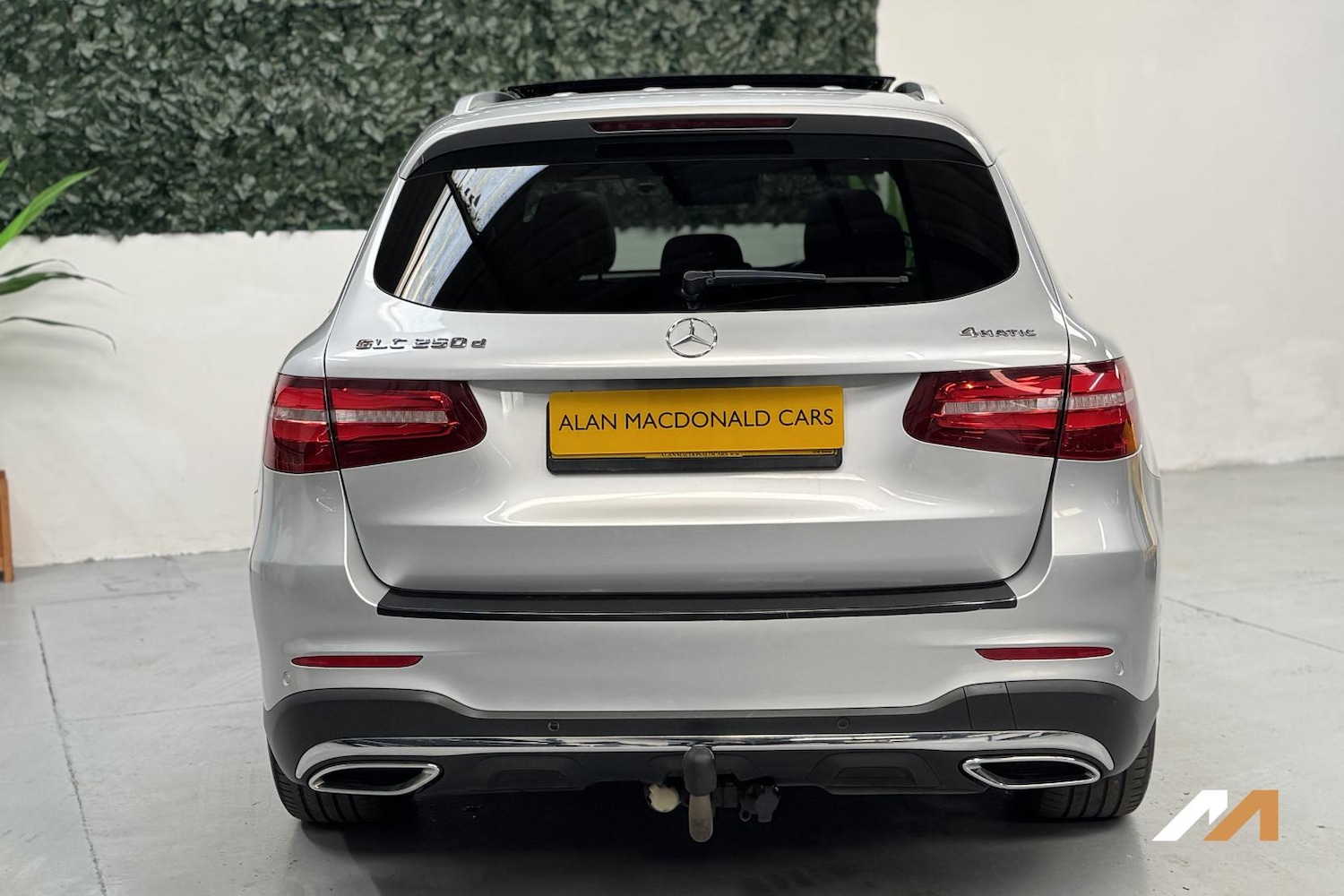 Used Mercedes-Benz GLC 2016 for sale - 77977380: Photo 44