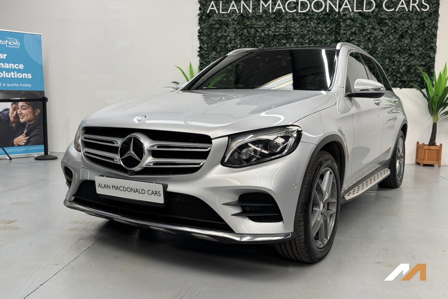 Used Mercedes-Benz GLC 2016 for sale - 77977380: Photo 5
