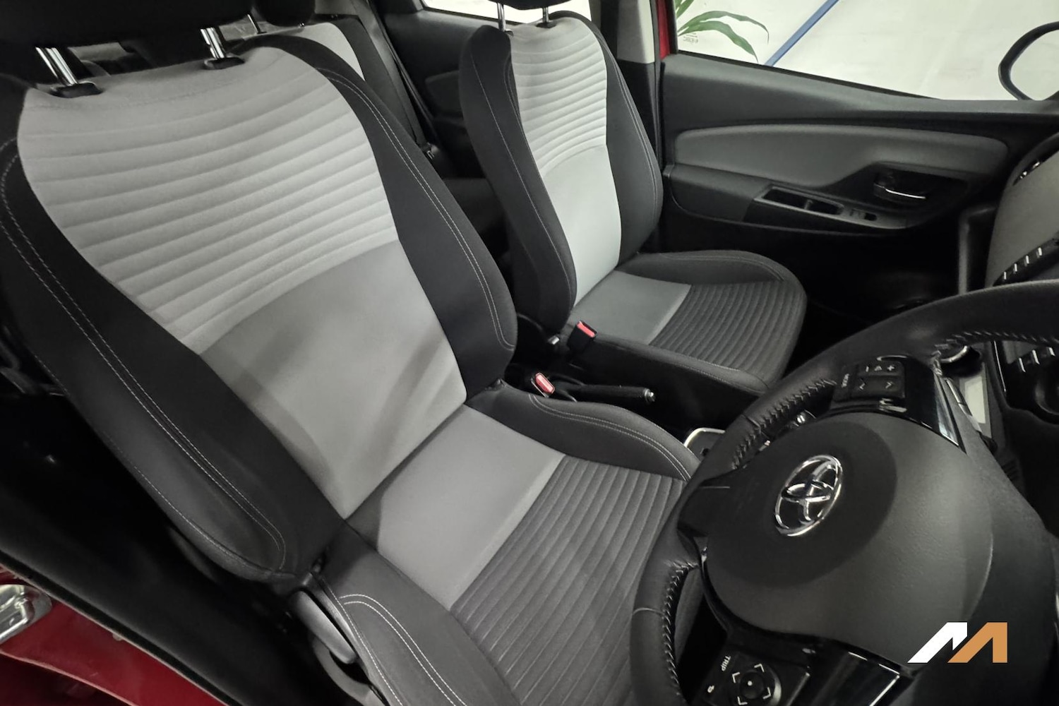 Used Toyota Yaris 2020 for sale - 77704416: Photo 15