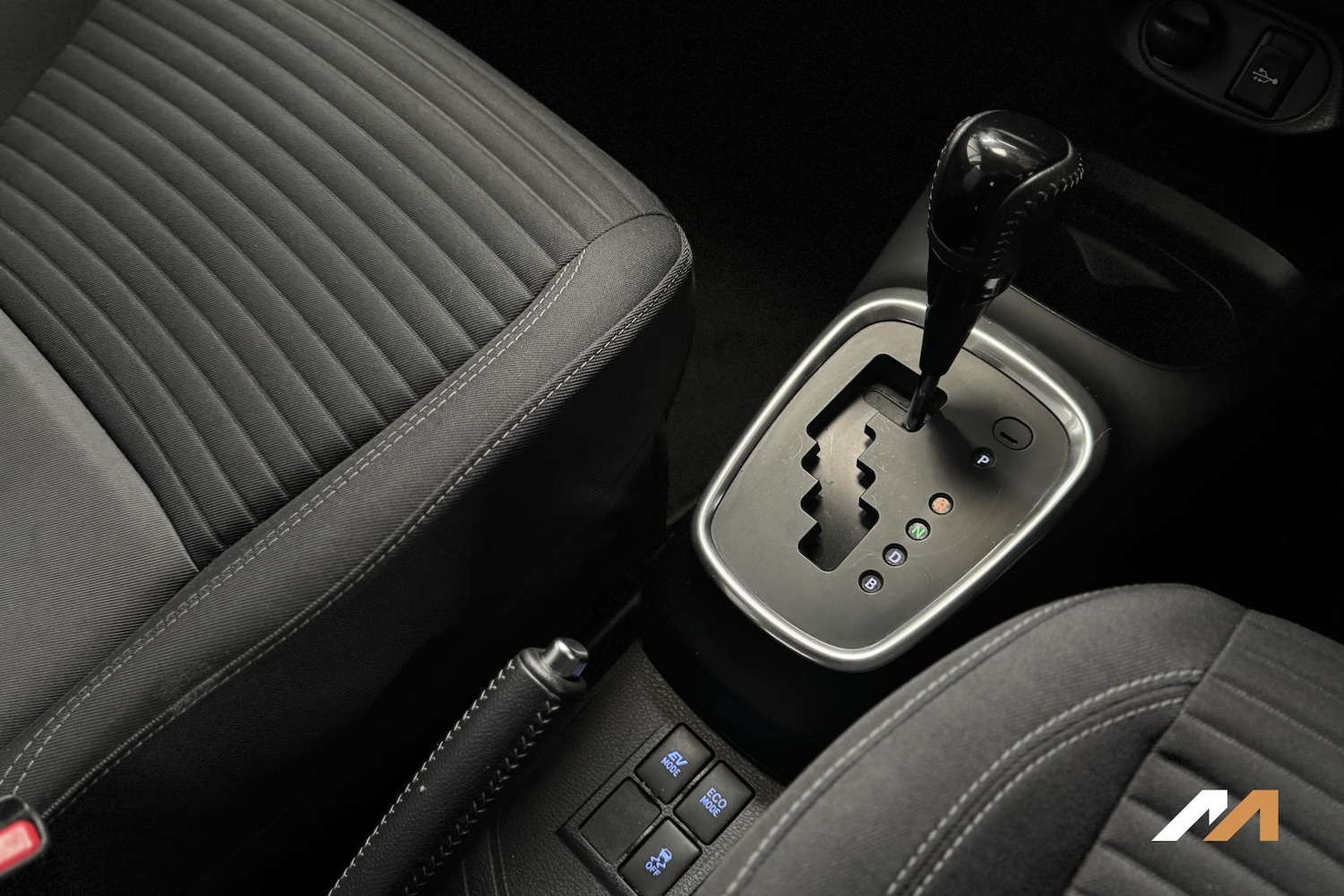 Used Toyota Yaris 2020 for sale - 77704416: Photo 23