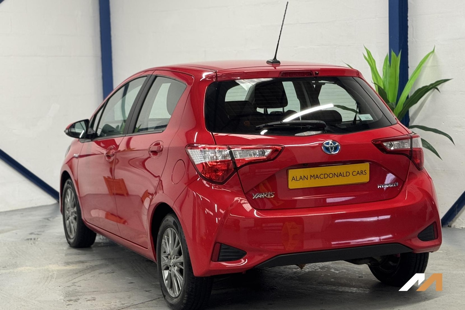 Used Toyota Yaris 2020 for sale - 77704416: Photo 31