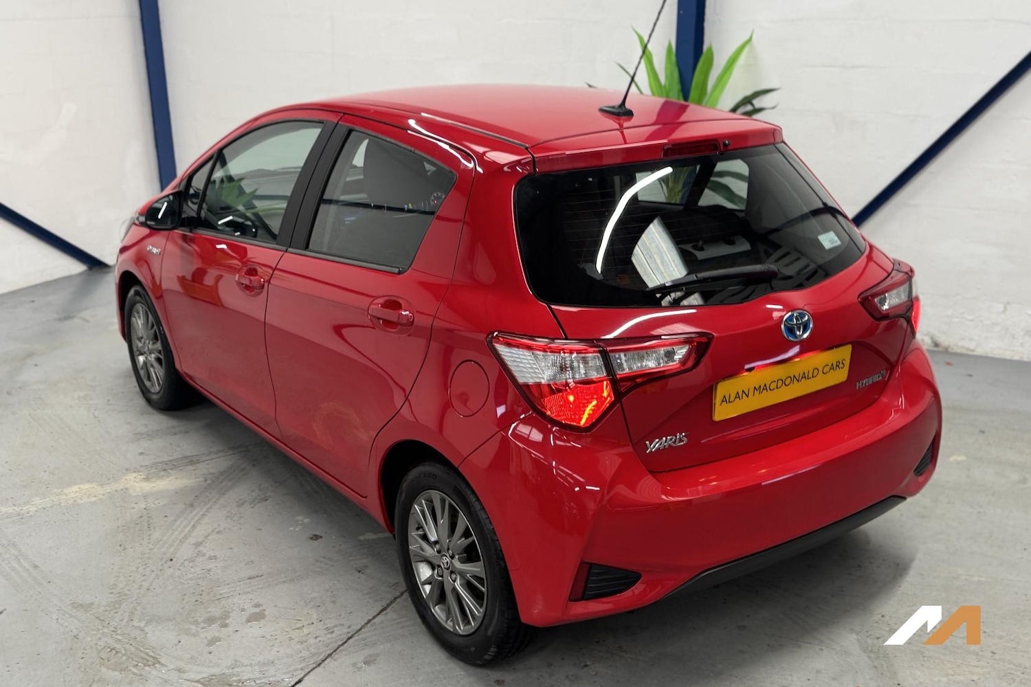 Used Toyota Yaris 2020 for sale - 77704416: Photo 37