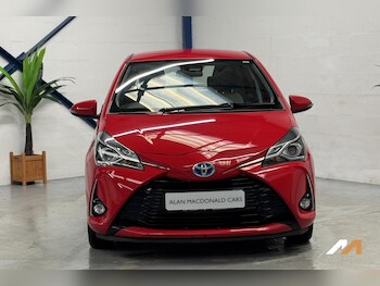 Used Toyota Yaris 2020 for sale - 77704416: Photo
