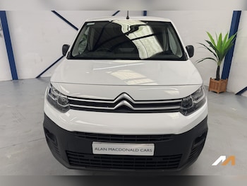 Used Citroen Berlingo 2020 for sale - 75527094: Photo