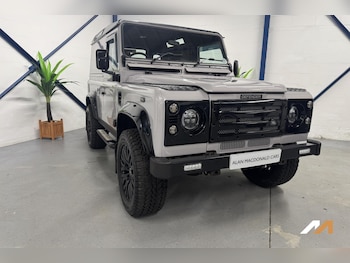 Used Land Rover Defender 2005 for sale - 78014784: Photo