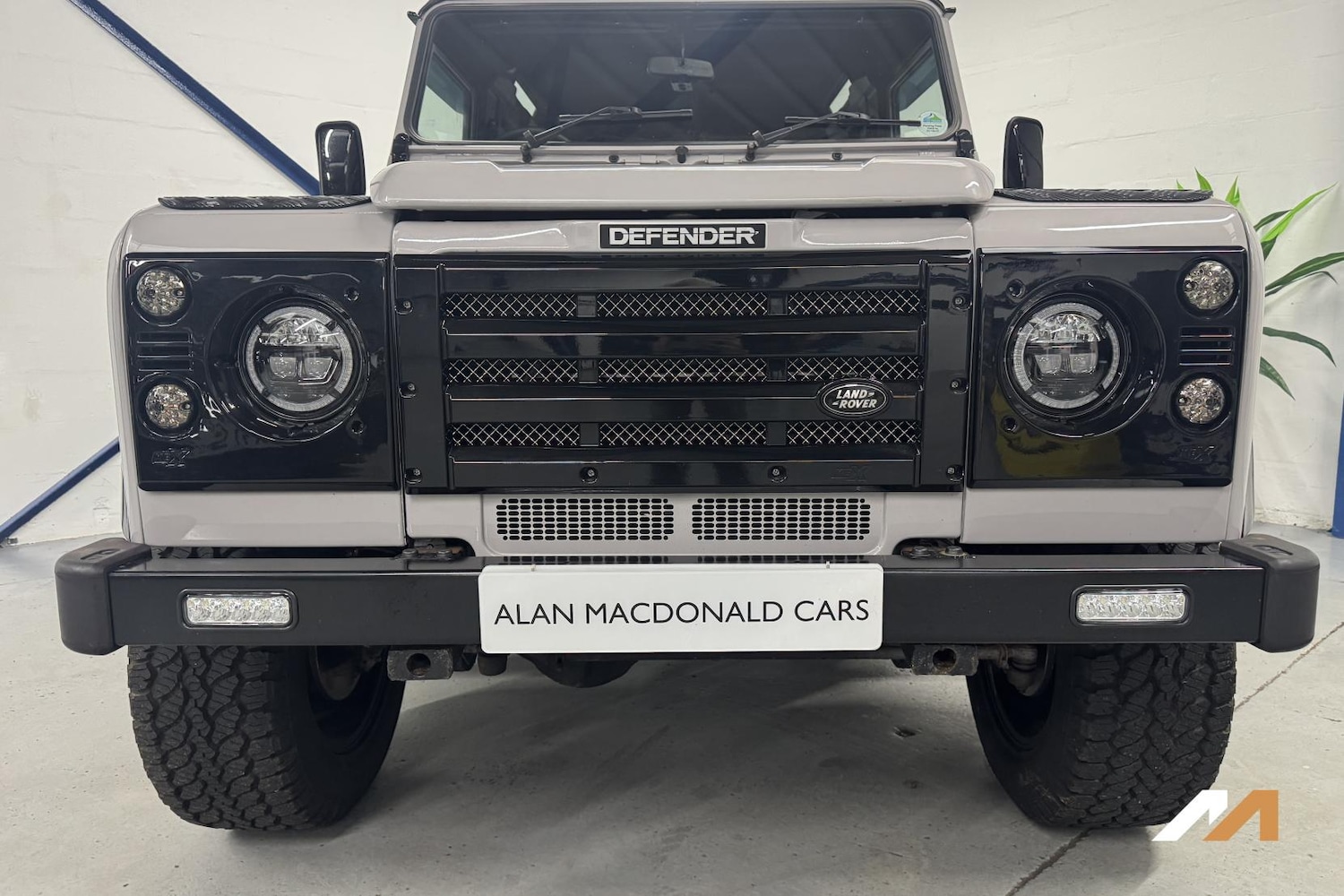 Used Land Rover Defender 2005 for sale - 78014784: Photo 4