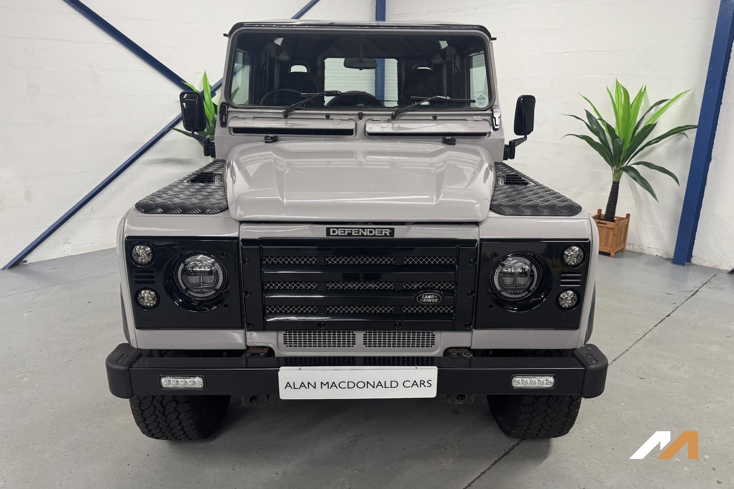 Used Land Rover Defender 2005 for sale - 78014784: Photo 5