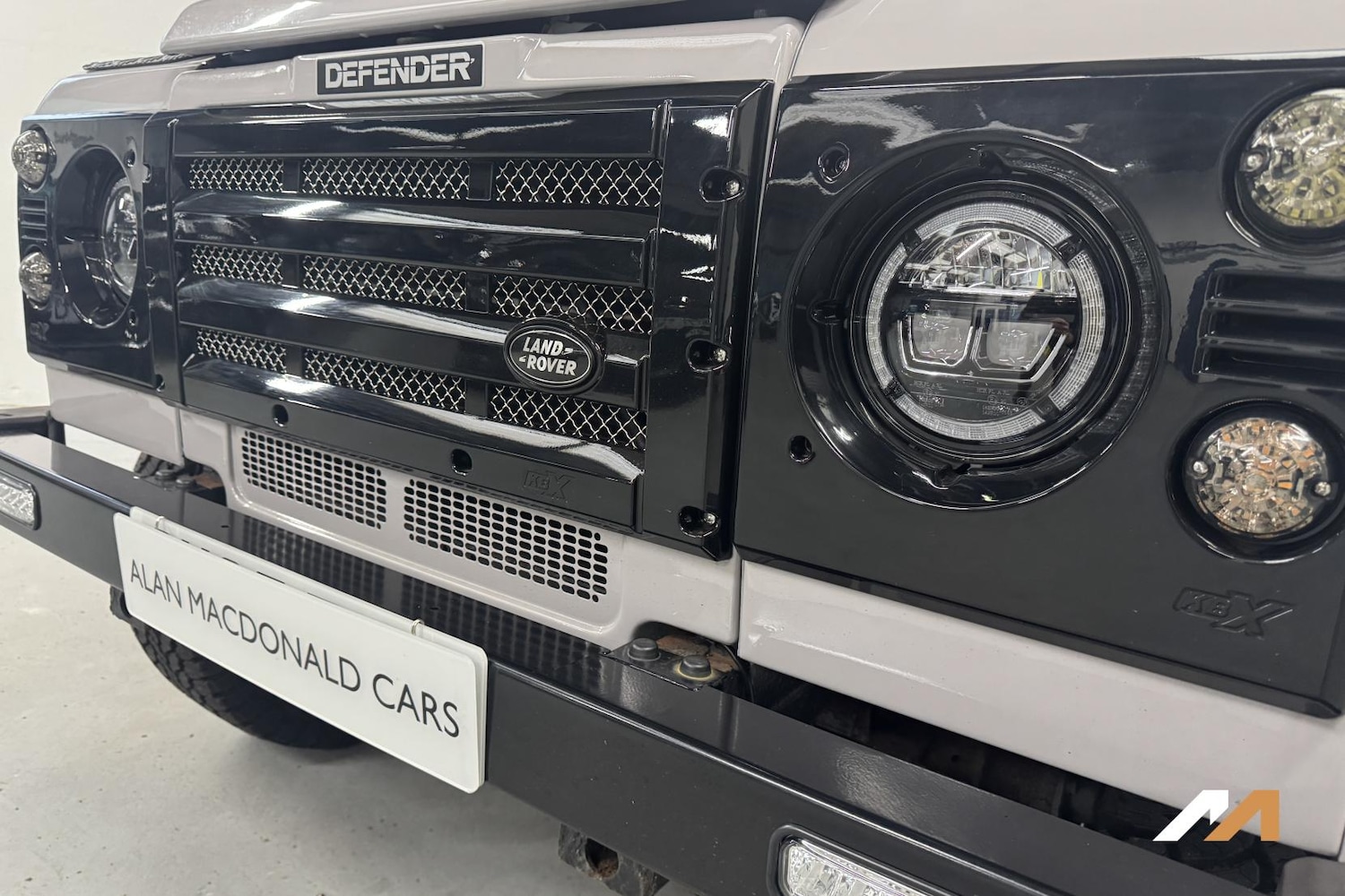 Used Land Rover Defender 2005 for sale - 78014784: Photo 9