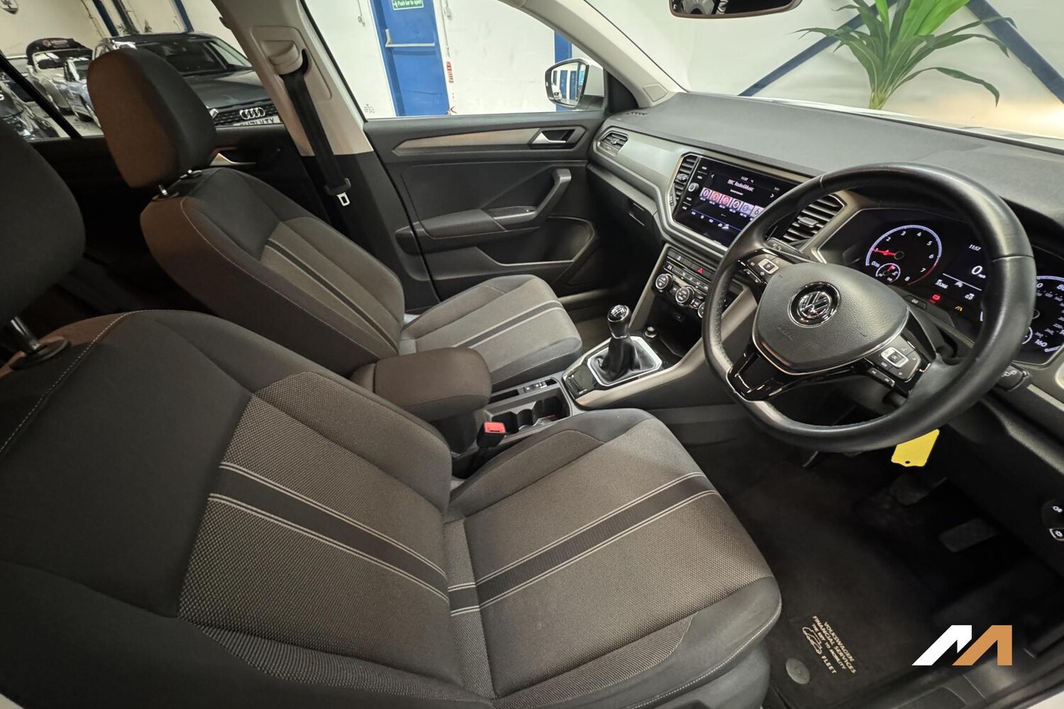 Used Volkswagen T-Roc 2020 for sale - 77516066: Photo 17