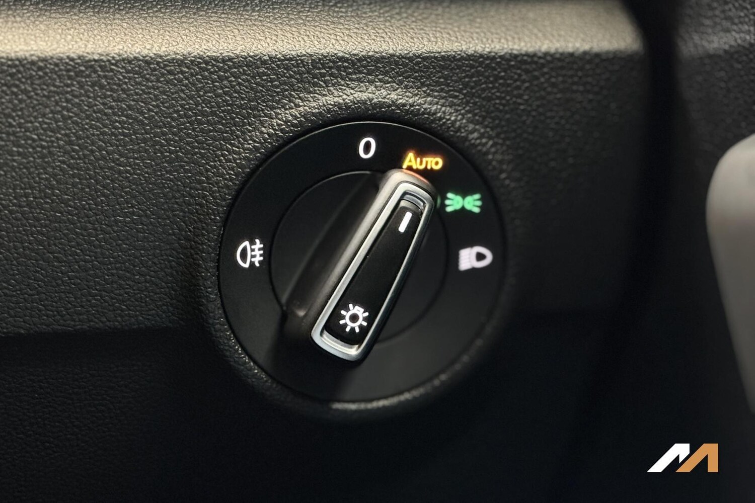 Used Volkswagen T-Roc 2020 for sale - 77516066: Photo 28