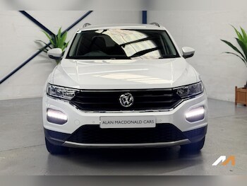 Used Volkswagen T-Roc 2020 for sale - 77516066: Photo