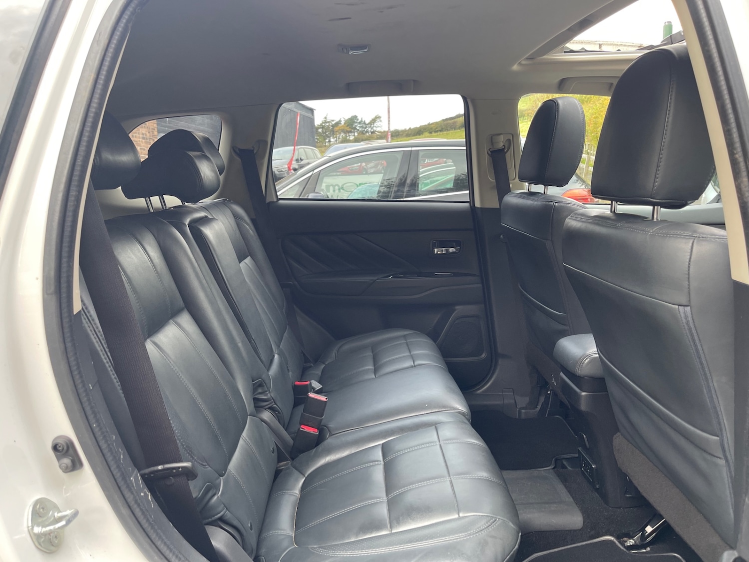 Used Mitsubishi Outlander 2016 for sale - 76264999: Photo 20