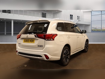 Used Mitsubishi Outlander 2016 for sale - 76264999: Photo