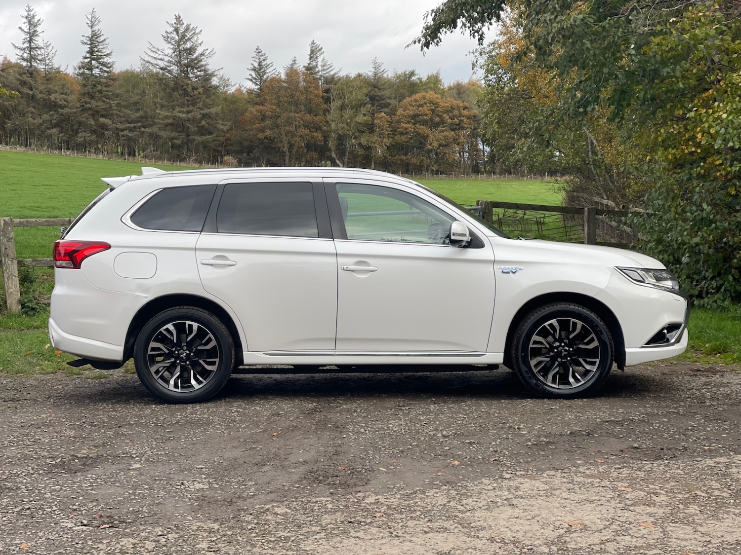 Used Mitsubishi Outlander 2016 for sale - 76264999: Photo 5