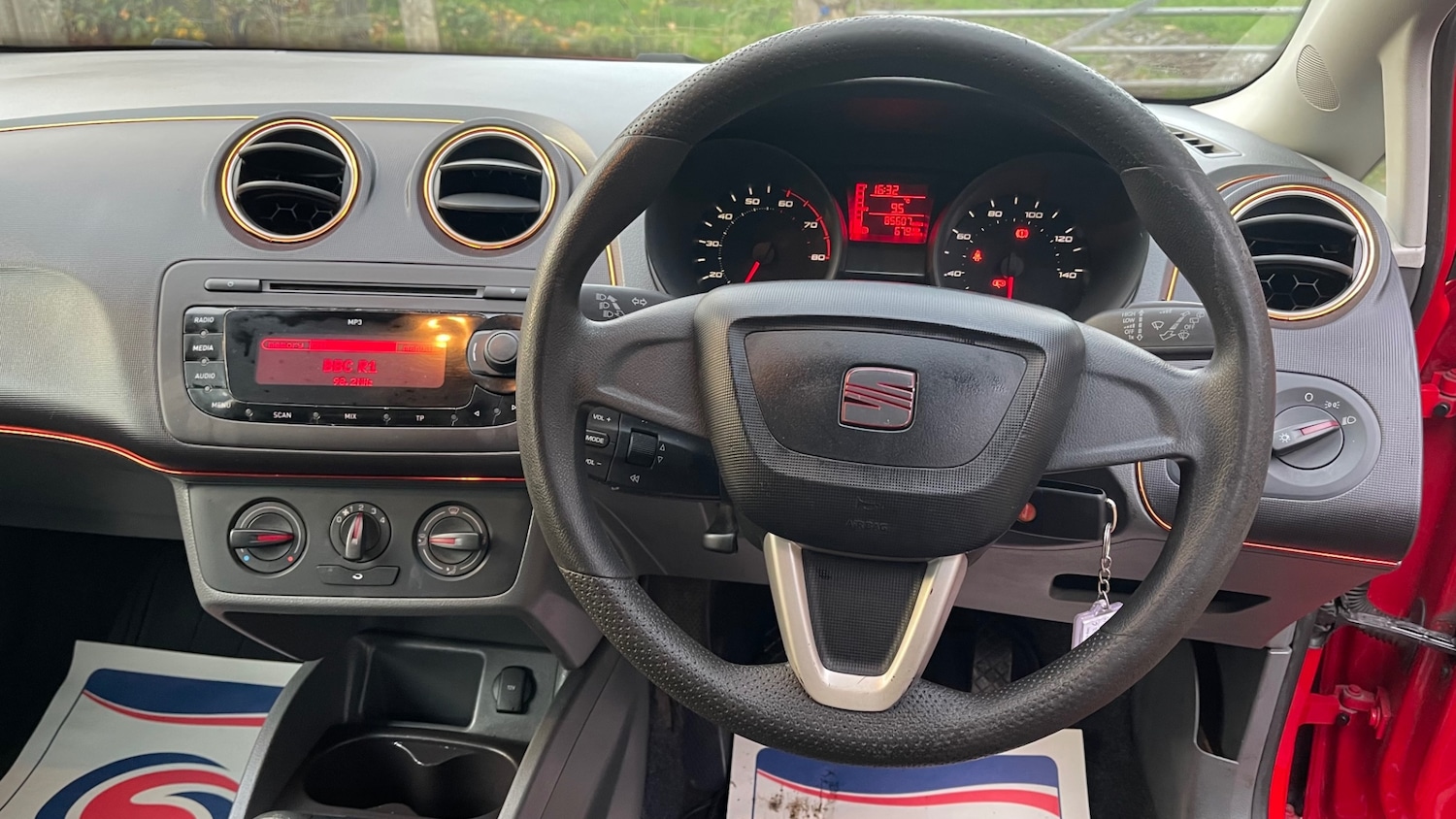 Used SEAT Ibiza 2010 for sale - 76533629: Photo 12