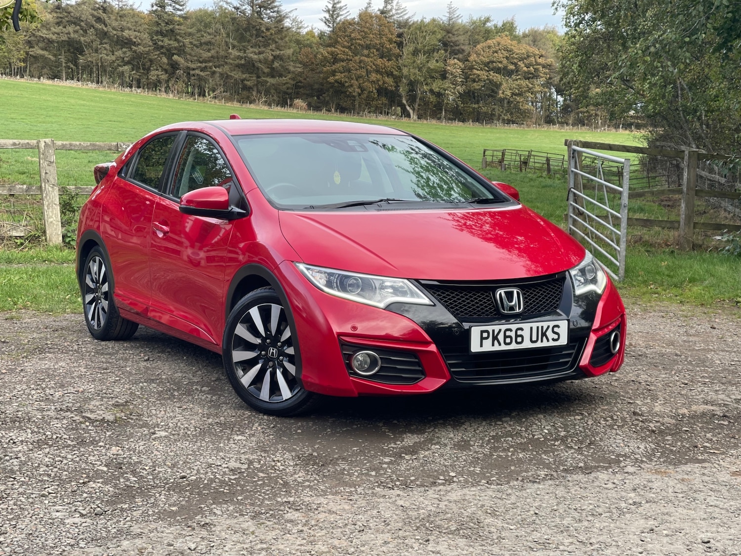Used Honda Civic 2016 for sale - 76146340: Photo 1