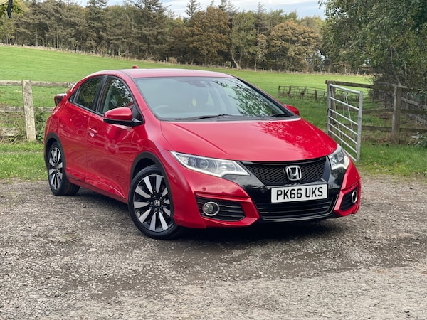 Used Honda Civic 2016 for sale - 76146340: Photo 1