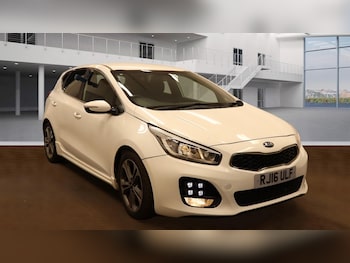2016 (16) - 1.6 CRDi ISG GT-Line 5dr