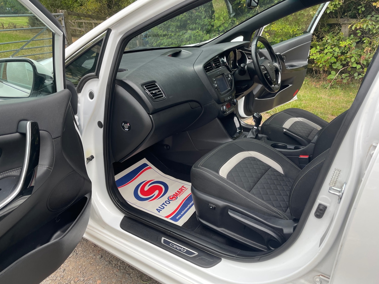 Vehicle 29