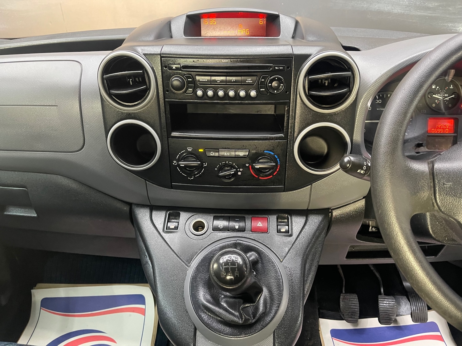 Used Peugeot Partner Tepee 2009 for sale - 77324223: Photo 11