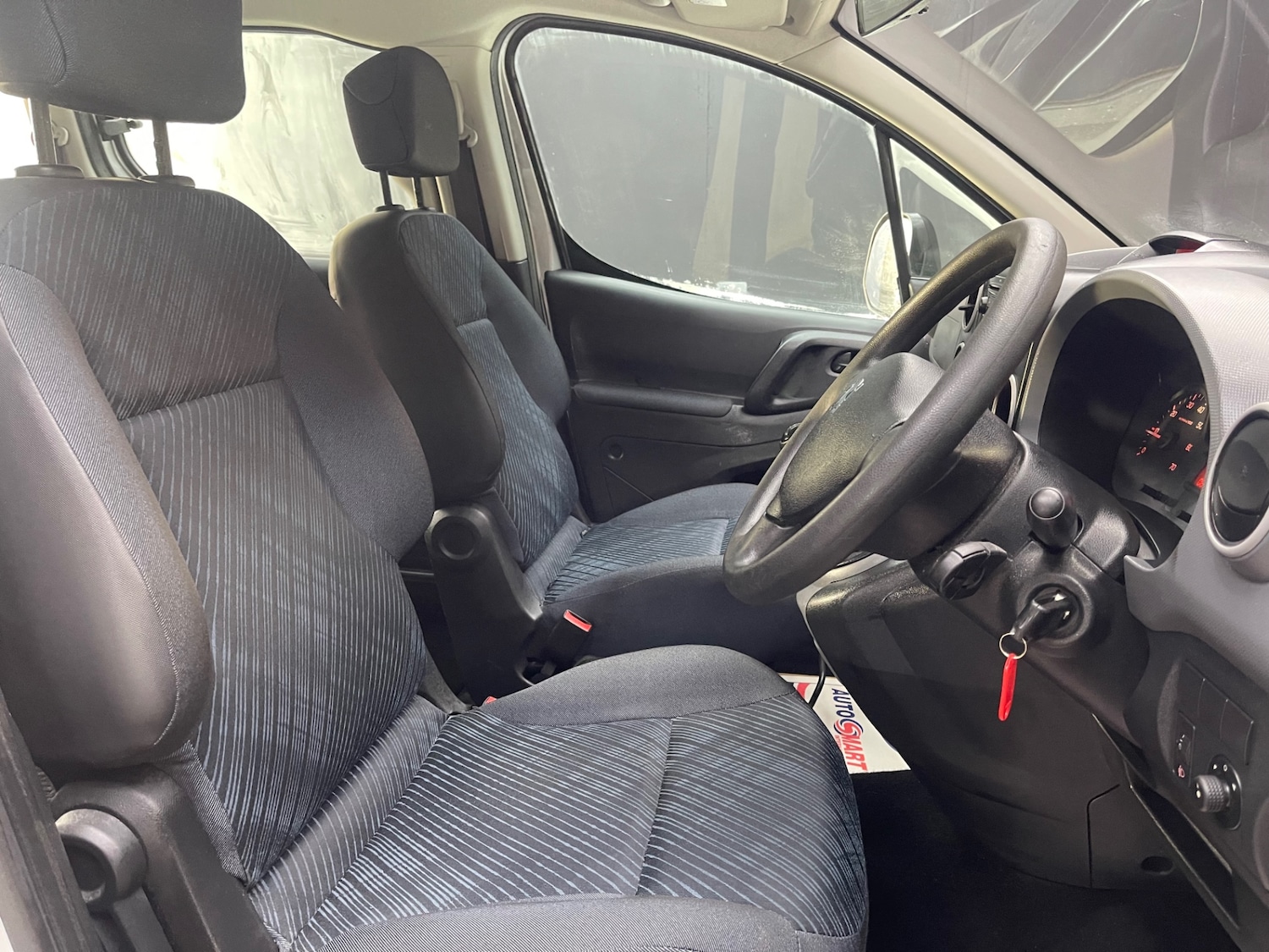 Used Peugeot Partner Tepee 2009 for sale - 77324223: Photo 9