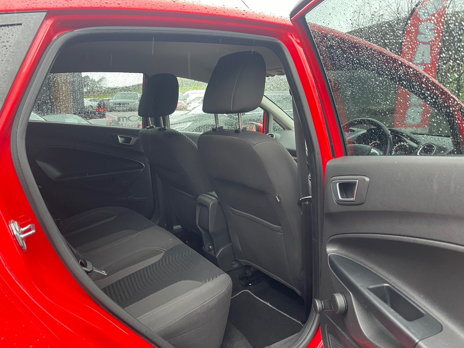 Used Ford Fiesta 2015 for sale - 76859293: Photo 16