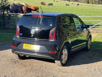 Used Volkswagen up! 2016 for sale - 76046110: Photo 3