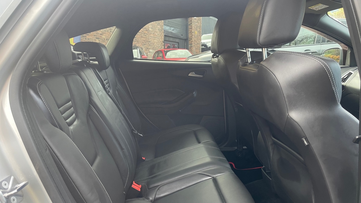 Used Ford Focus 2017 for sale - 76534090: Photo 19