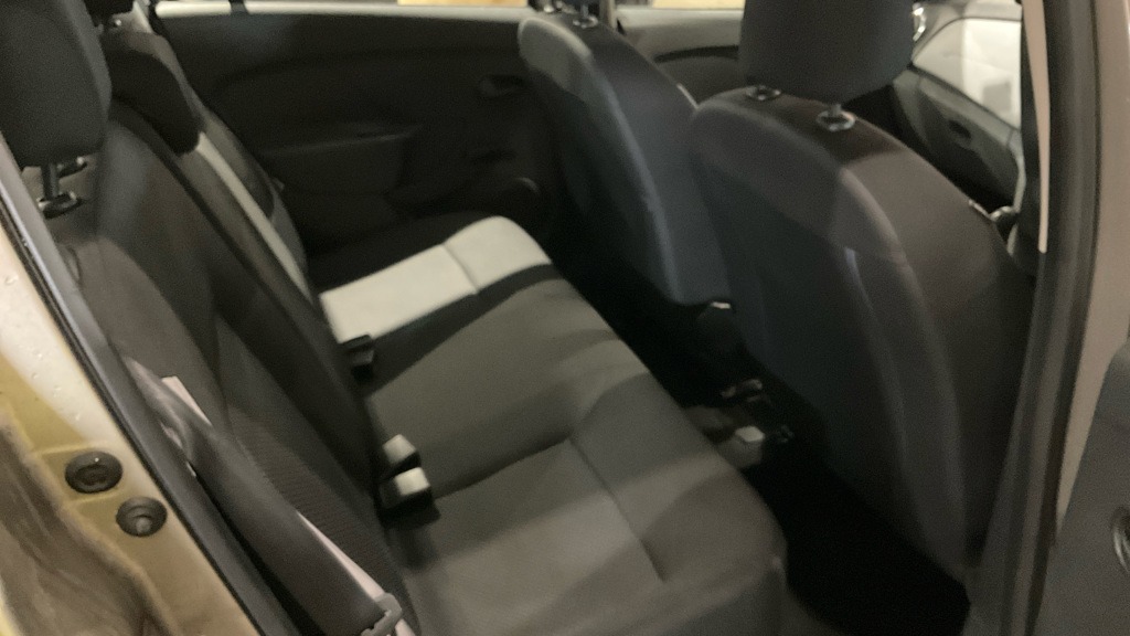 Used Dacia Sandero 2014 for sale - 76319587: Photo 4
