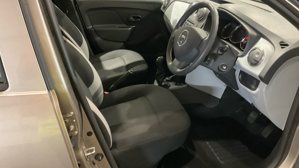 Used Dacia Sandero 2014 for sale - 76319587: Photo 5