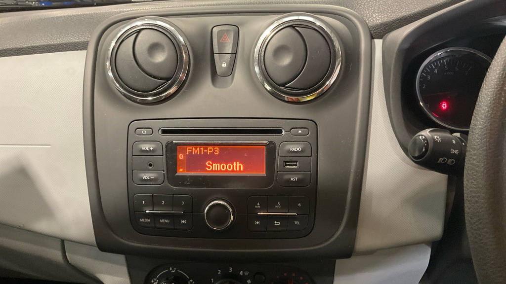 Used Dacia Sandero 2014 for sale - 76319587: Photo 7