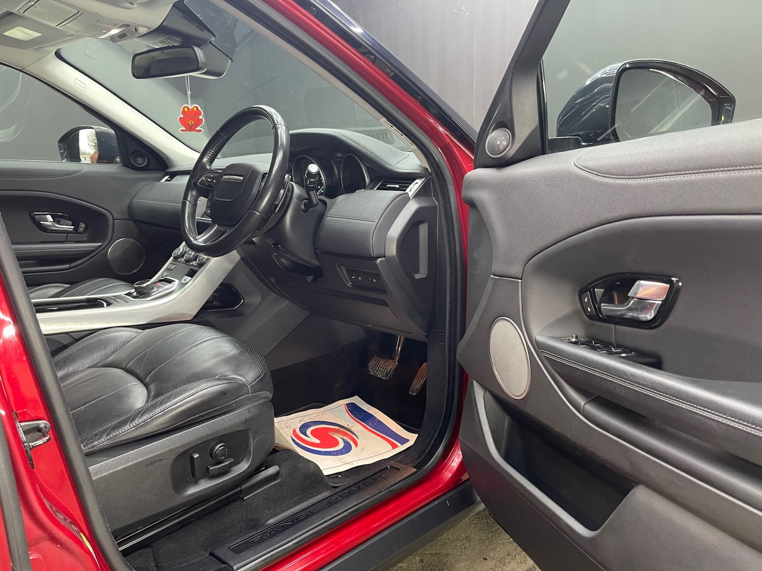 Used Land Rover Range Rover Evoque 2018 for sale - 77245633: Photo 7