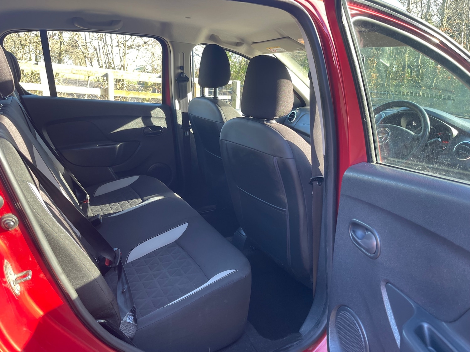 Used Dacia Sandero Stepway 2014 for sale - 77732773: Photo 15