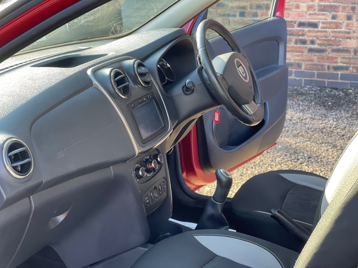 Used Dacia Sandero Stepway 2014 for sale - 77732773: Photo 19