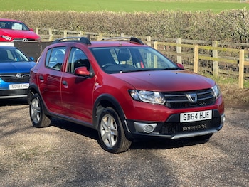 Used Dacia Sandero Stepway 2014 for sale - 77732773: Photo