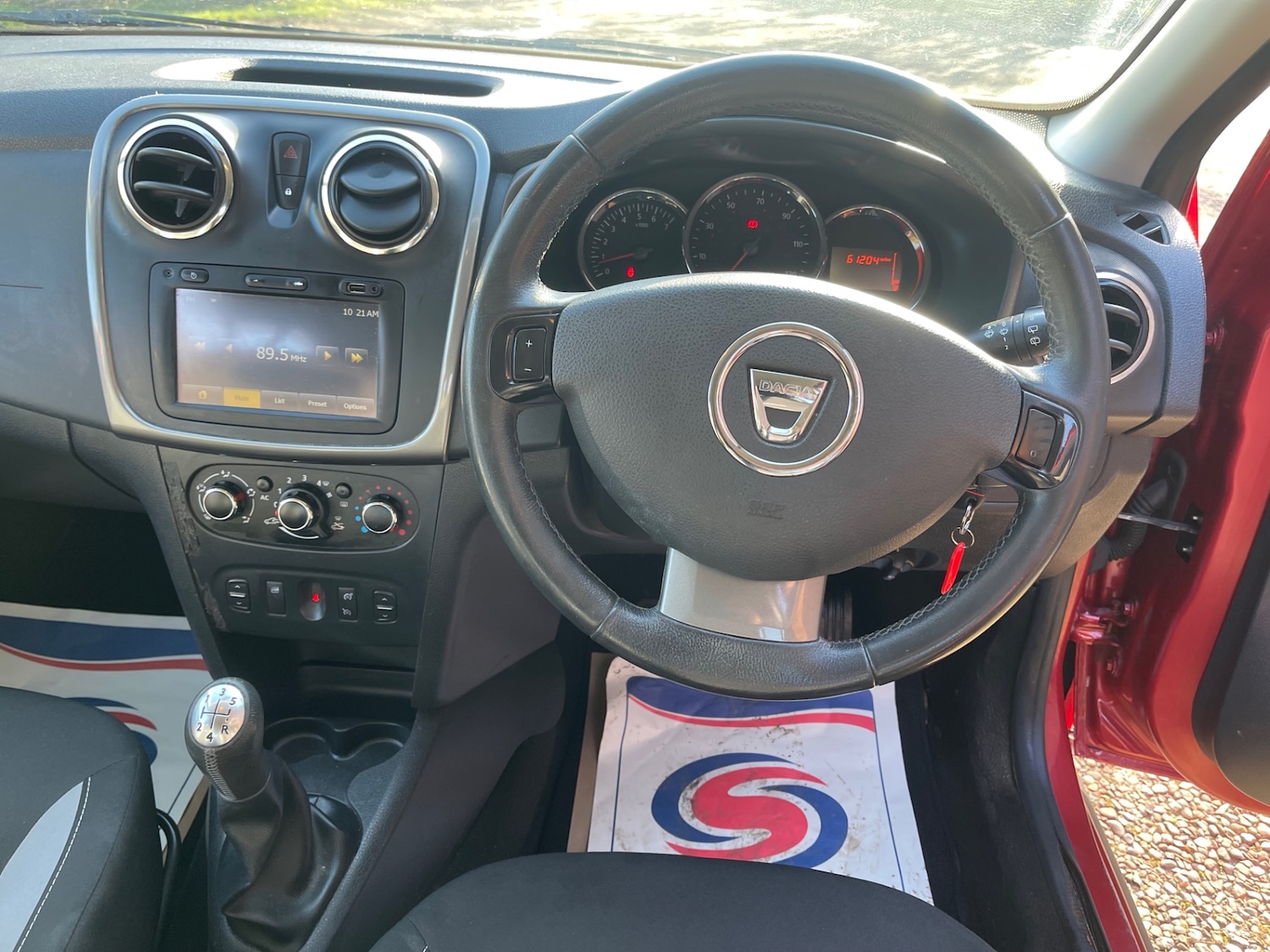 Used Dacia Sandero Stepway 2014 for sale - 77732773: Photo 7