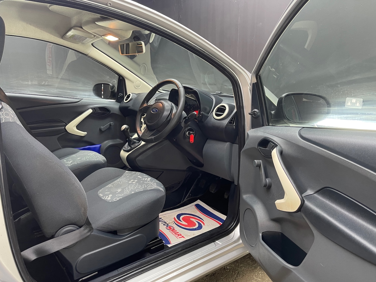 Used Ford Ka 2011 for sale - 77159423: Photo 9