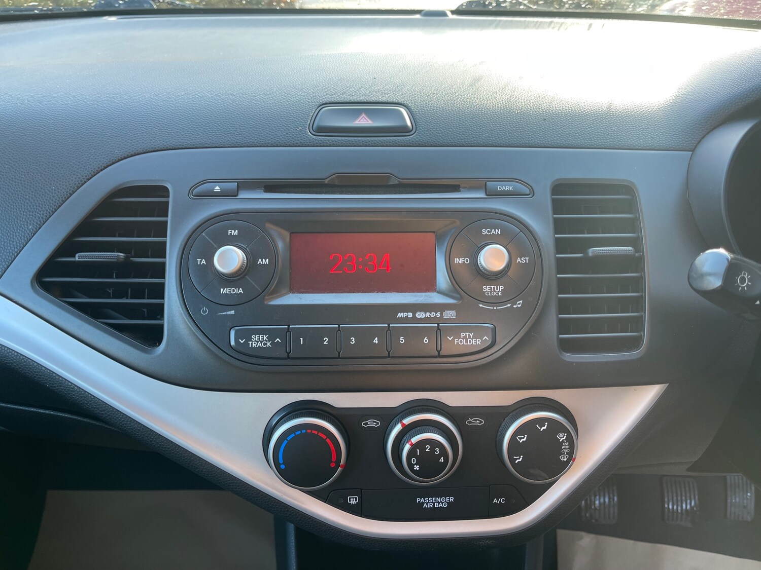 Used Kia Picanto 2011 for sale - 77640053: Photo 13