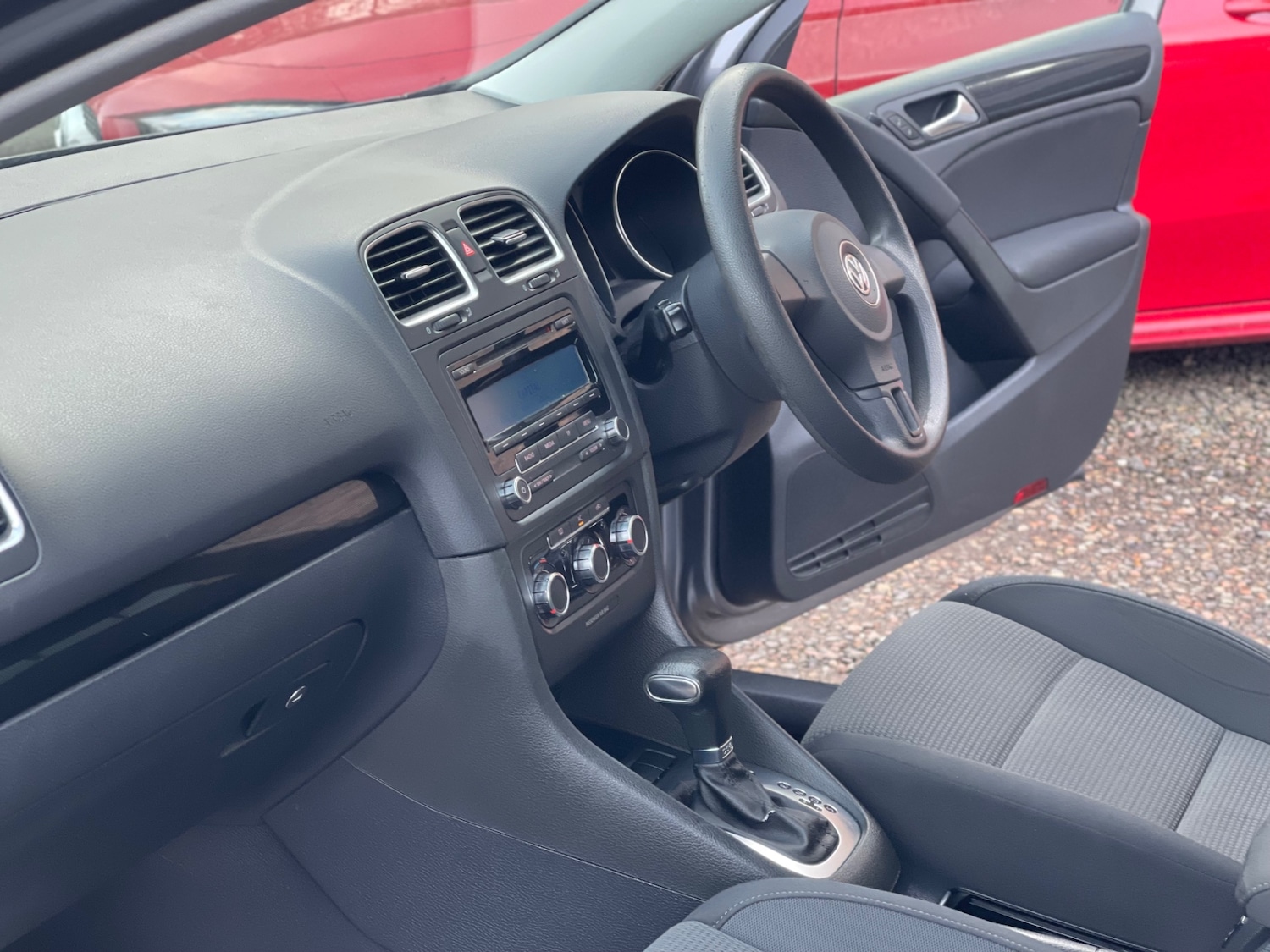 Used Volkswagen Golf 2010 for sale - 77650022: Photo 15