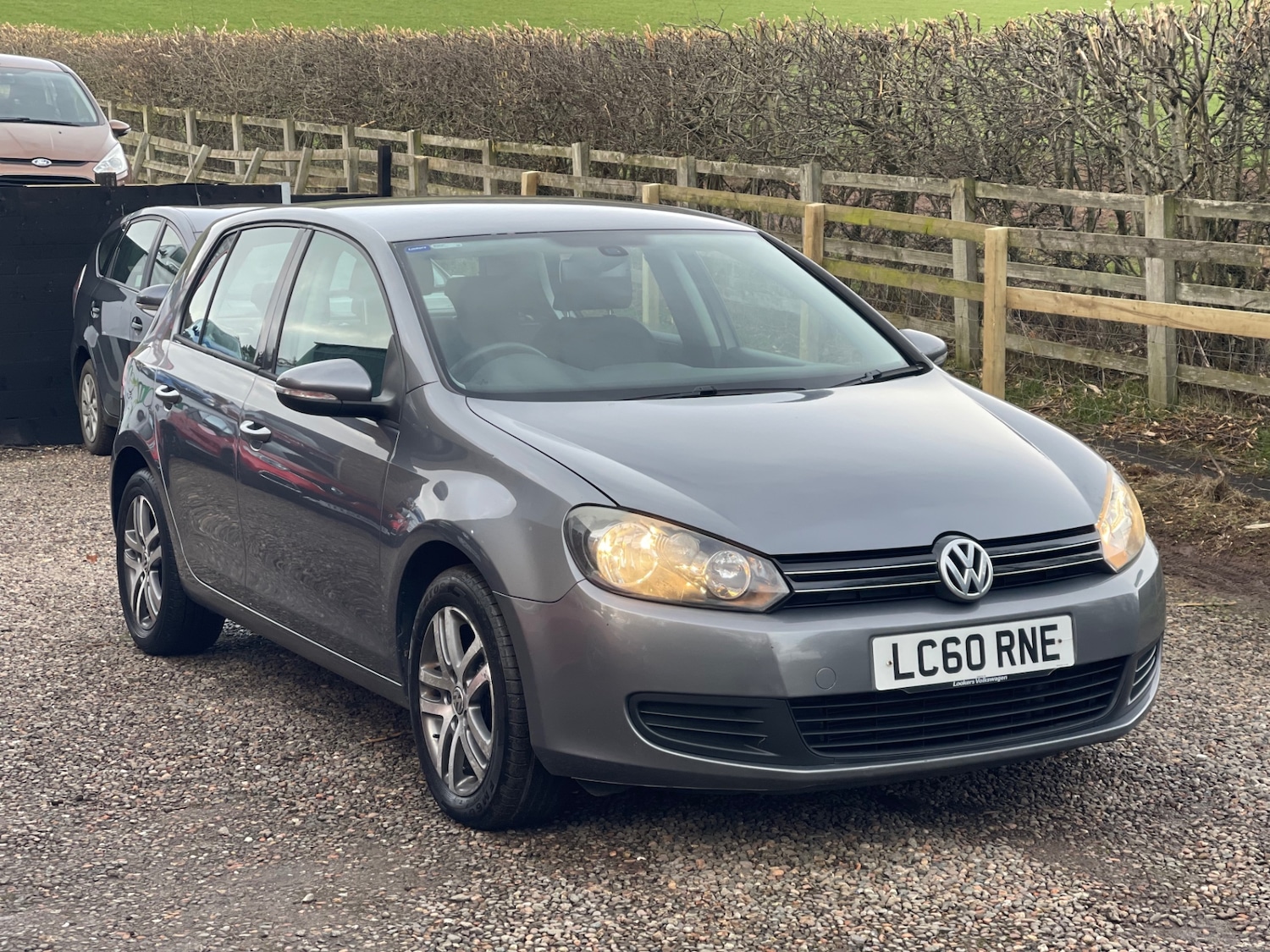 Used Volkswagen Golf 2010 for sale - 77650022: Photo 2