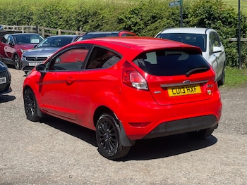 Used Ford Fiesta 2013 for sale - 78962007: Photo