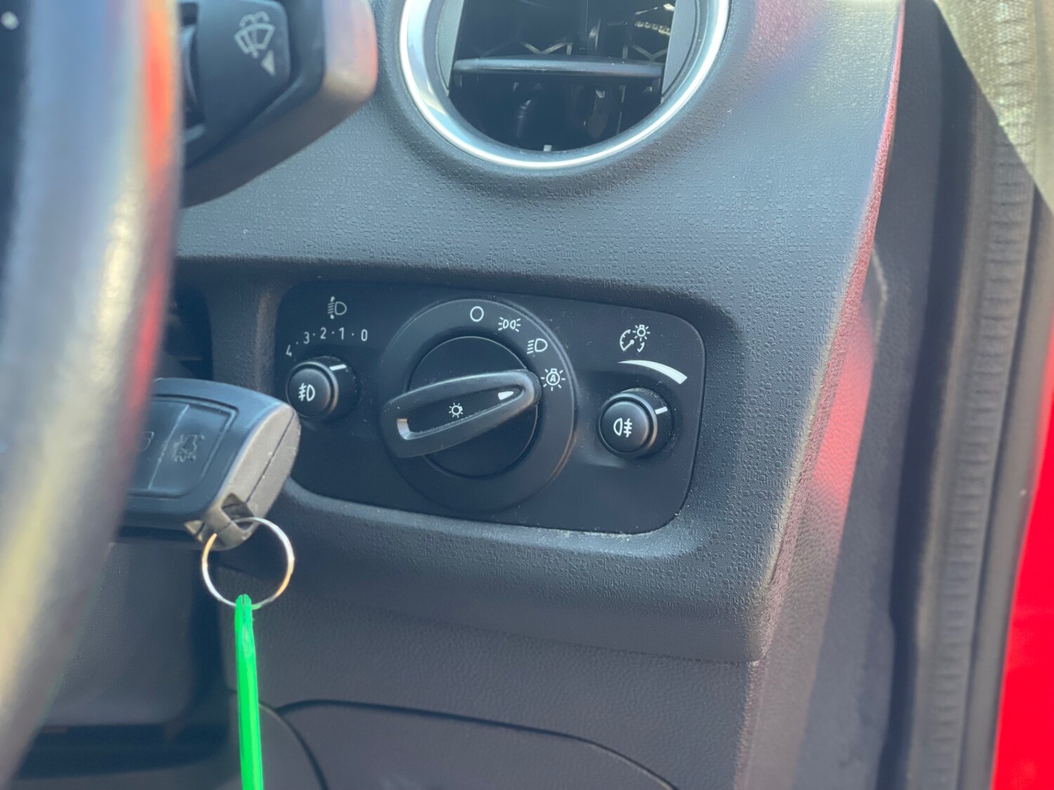 Used Ford Fiesta 2016 for sale - 78210432: Photo 12