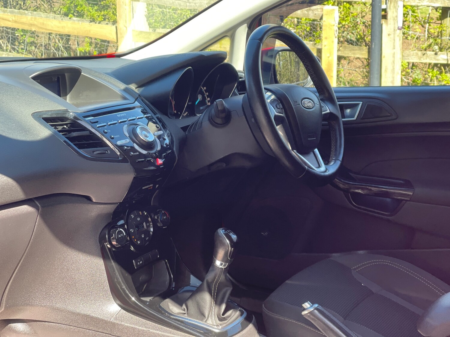 Used Ford Fiesta 2016 for sale - 78210432: Photo 21