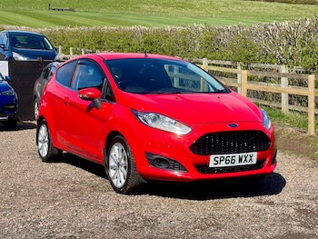 Used Ford Fiesta 2016 for sale - 78210432: Photo