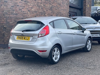 Used Ford Fiesta 2015 for sale - 77732884: Photo