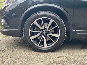 Used Nissan X-Trail 2015 for sale - 75605109: Photo
