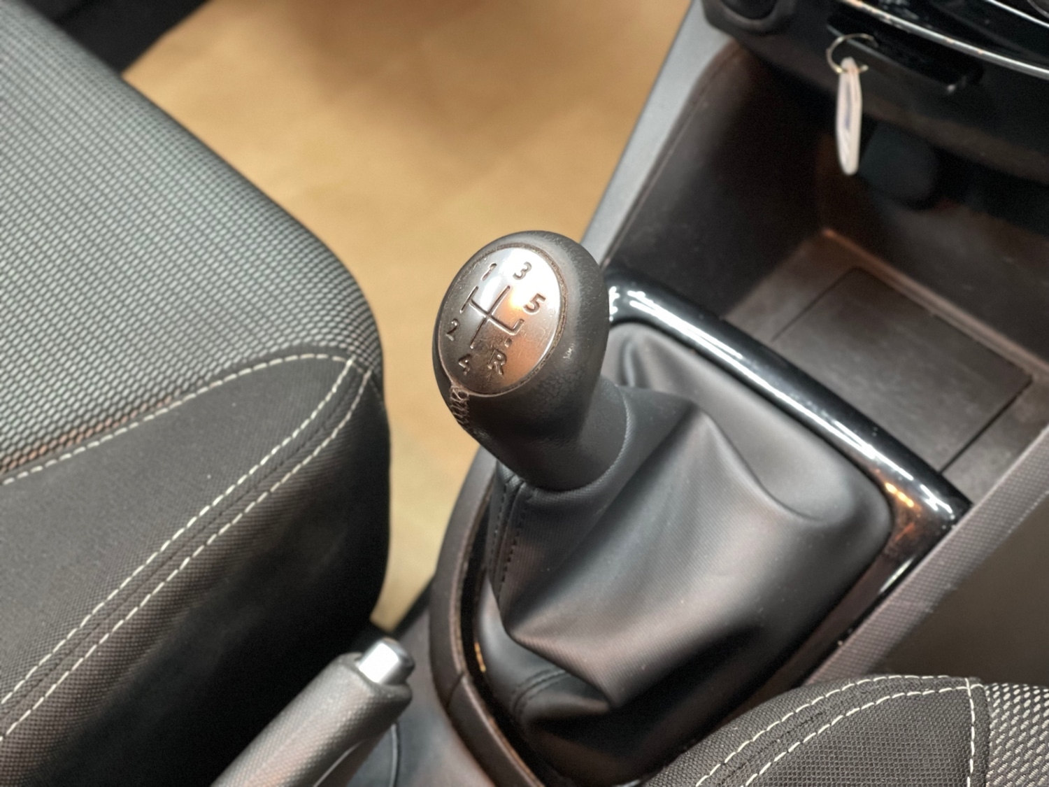 Used Renault Clio 2015 for sale - 77581881: Photo 13