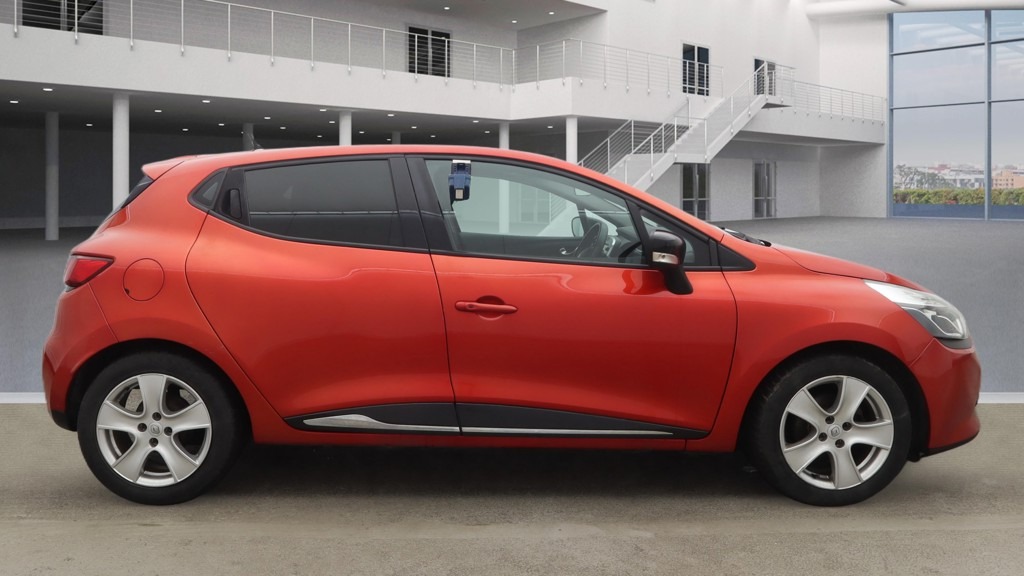 Used Renault Clio 2015 for sale - 77581881: Photo 5