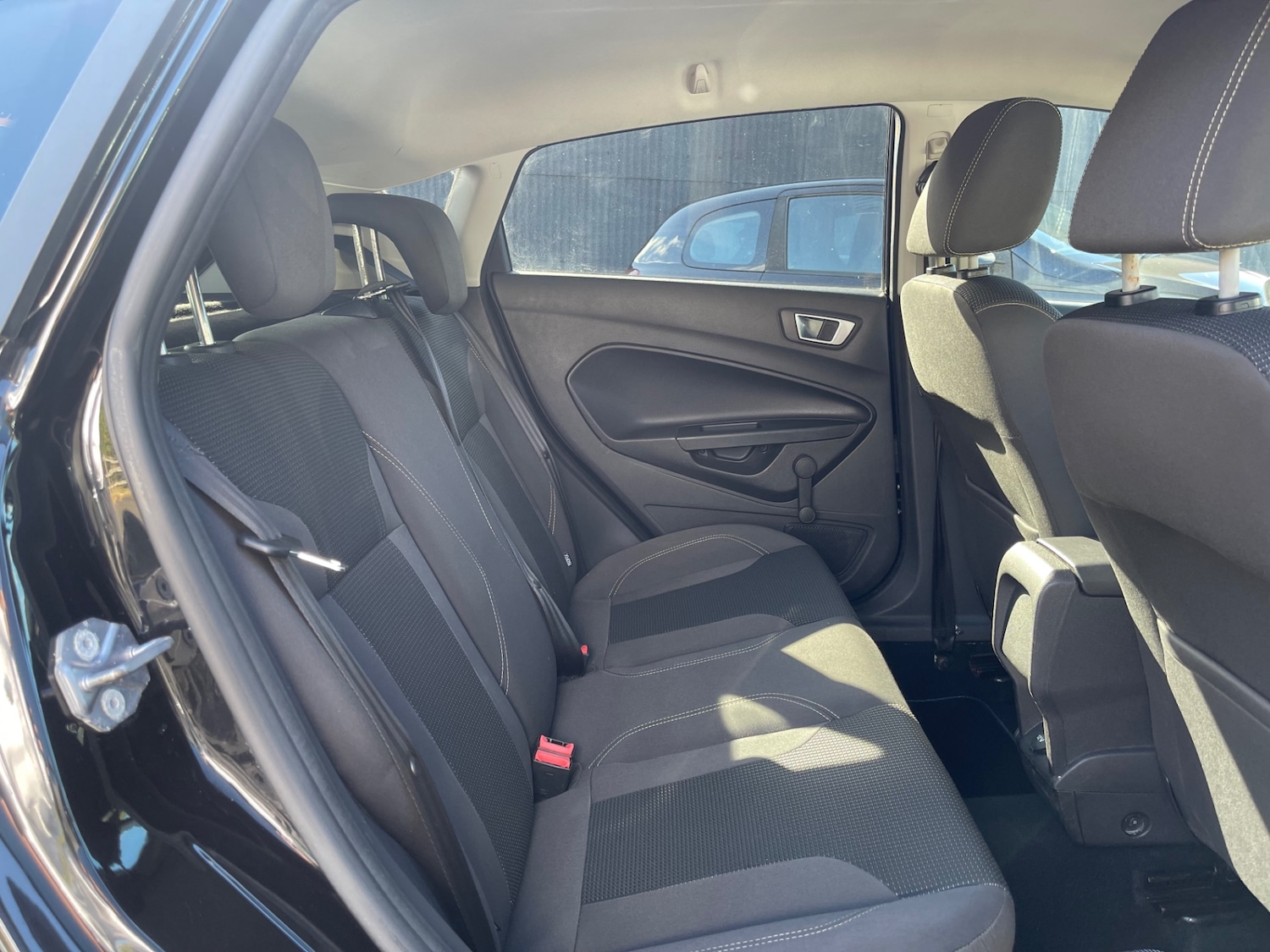 Used Ford Fiesta 2015 for sale - 76047551: Photo 17